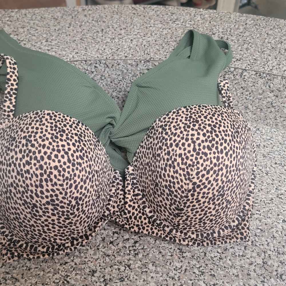 Leopard Print and Green Women's Bikini Tops - Picture 2 of 3